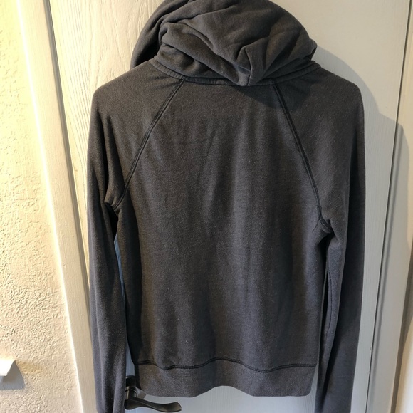 VS PINK ZIP UP SWEATSHIRT - Picture 3 of 5